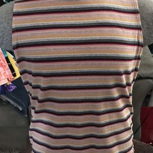 Cute striped sleeveless top.